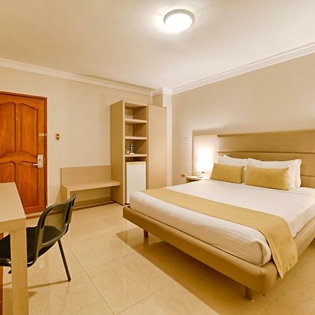 Hotel Caribe 79 Баранкила Екстериор снимка