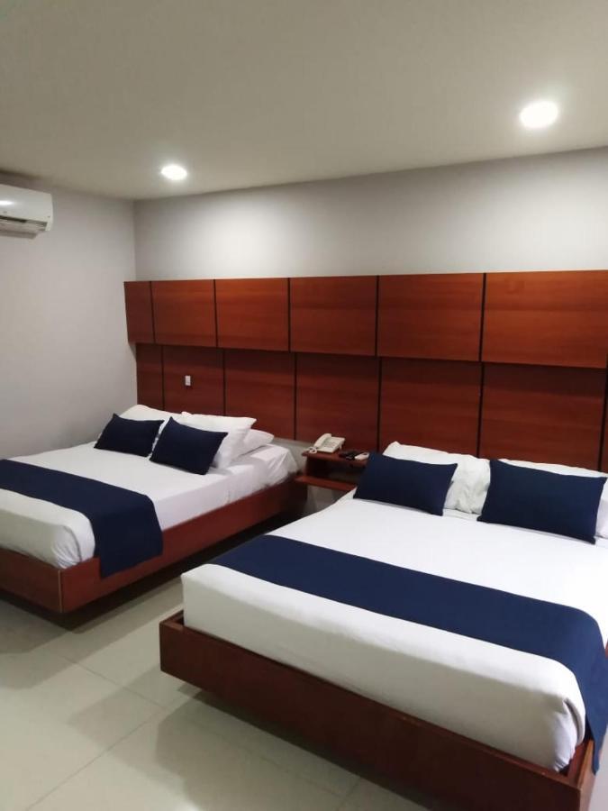 Hotel Caribe 79 Баранкила Екстериор снимка