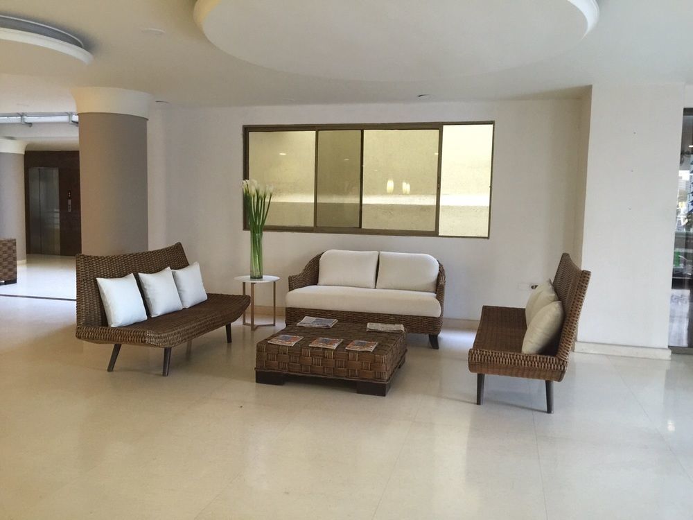 Hotel Caribe 79 Баранкила Екстериор снимка