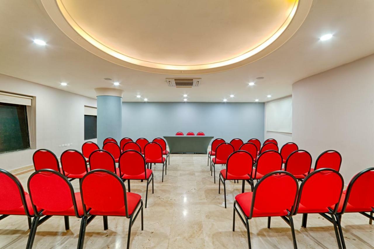 Hotel Caribe 79 Баранкила Екстериор снимка