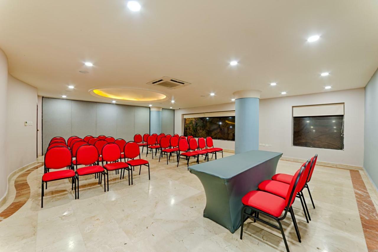 Hotel Caribe 79 Баранкила Екстериор снимка
